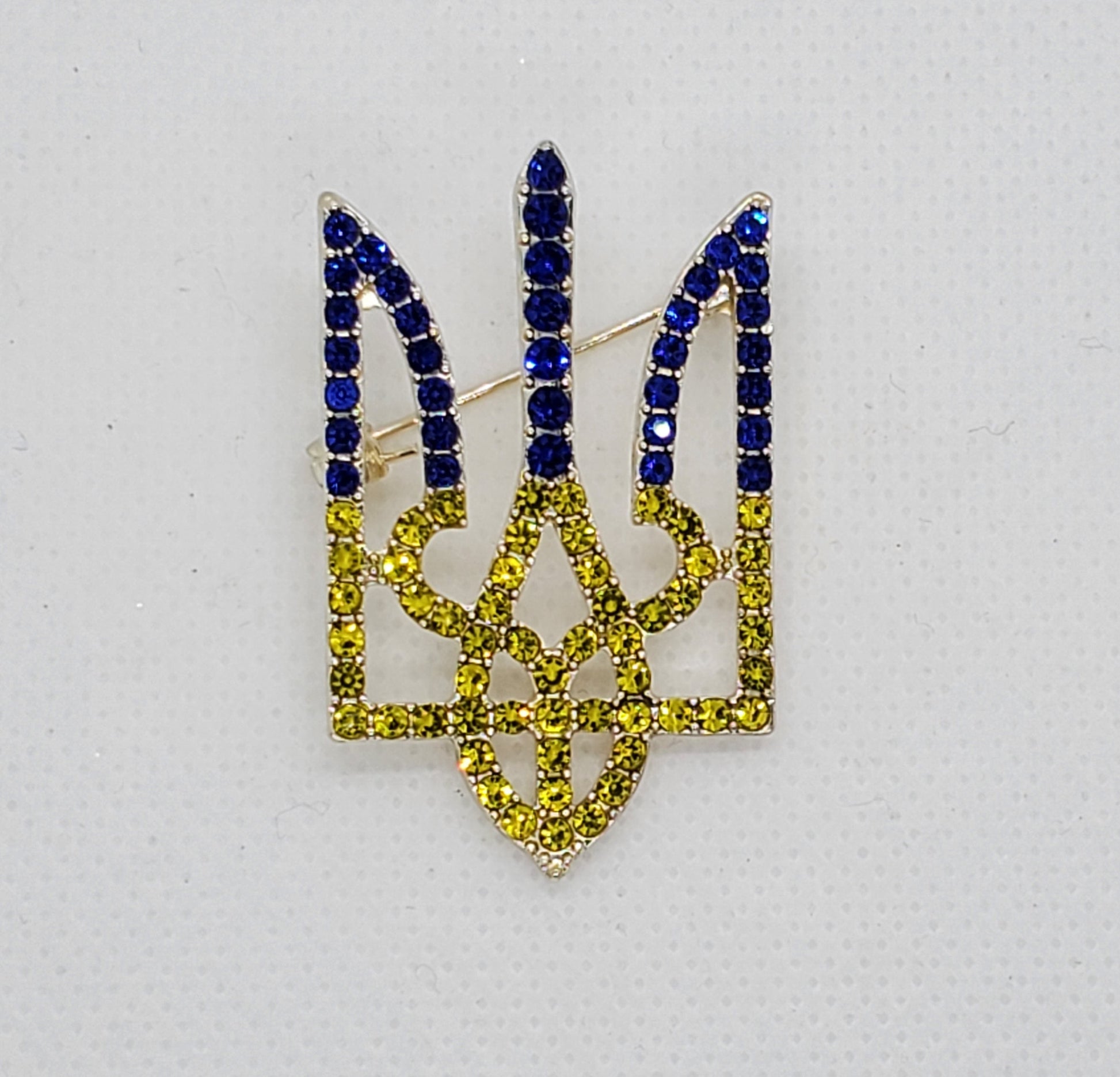 Ukrainian pin